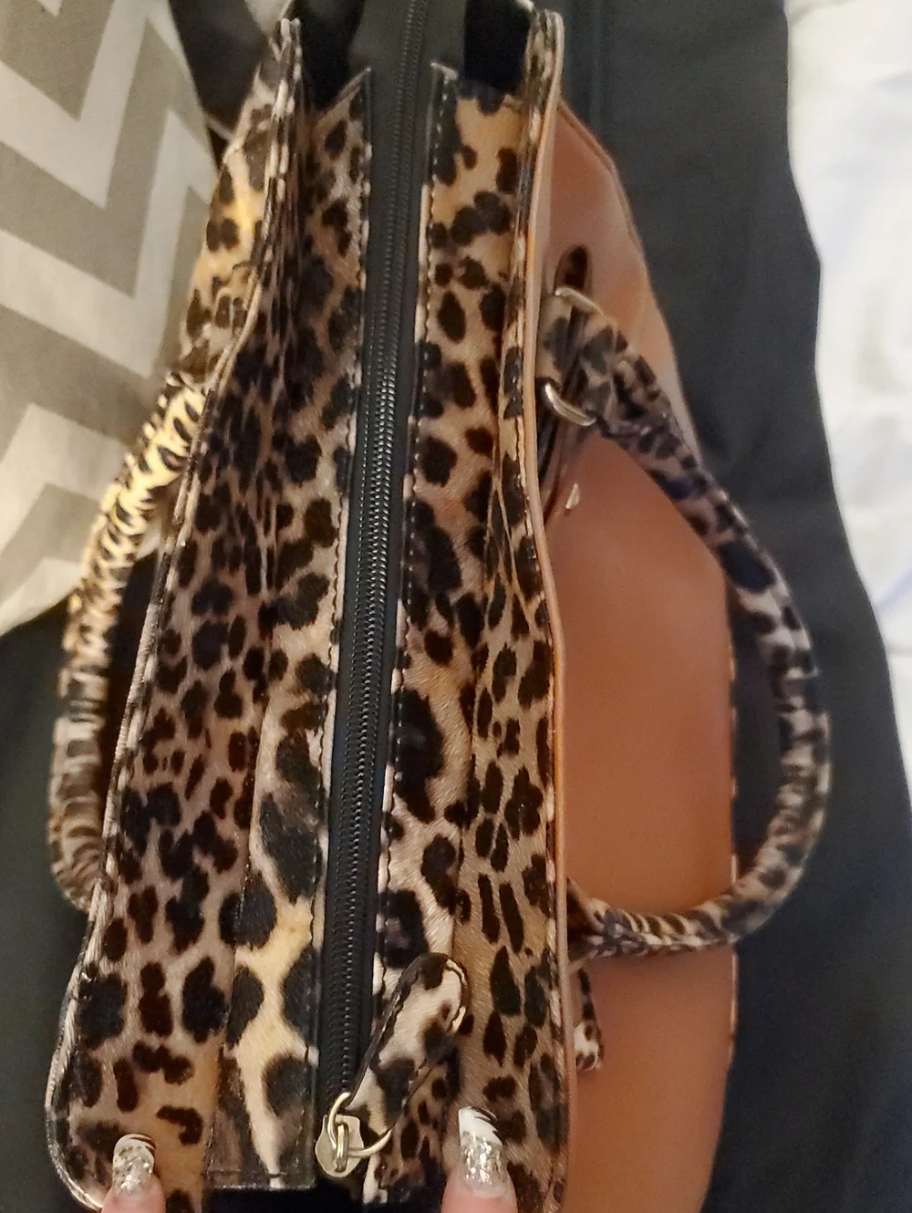 Women’s Tan Leopard Bow Satchel Handbag With Gold Stud Accents